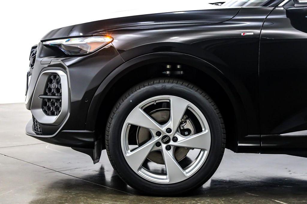 new 2025 Audi Q5 car, priced at $63,250