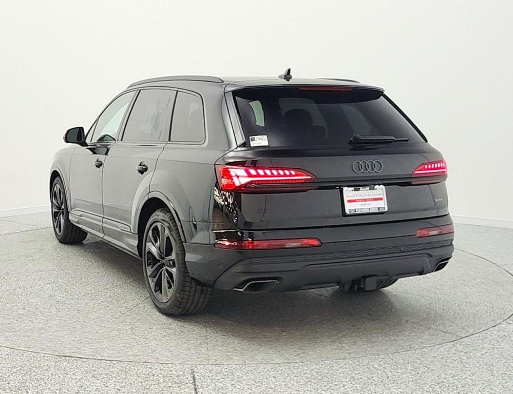 new 2026 Audi Q7 car, priced at $78,190