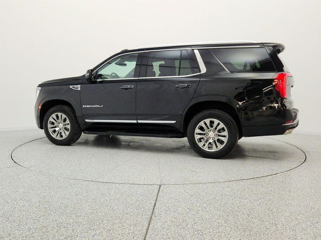 used 2025 GMC Yukon car, priced at $68,977