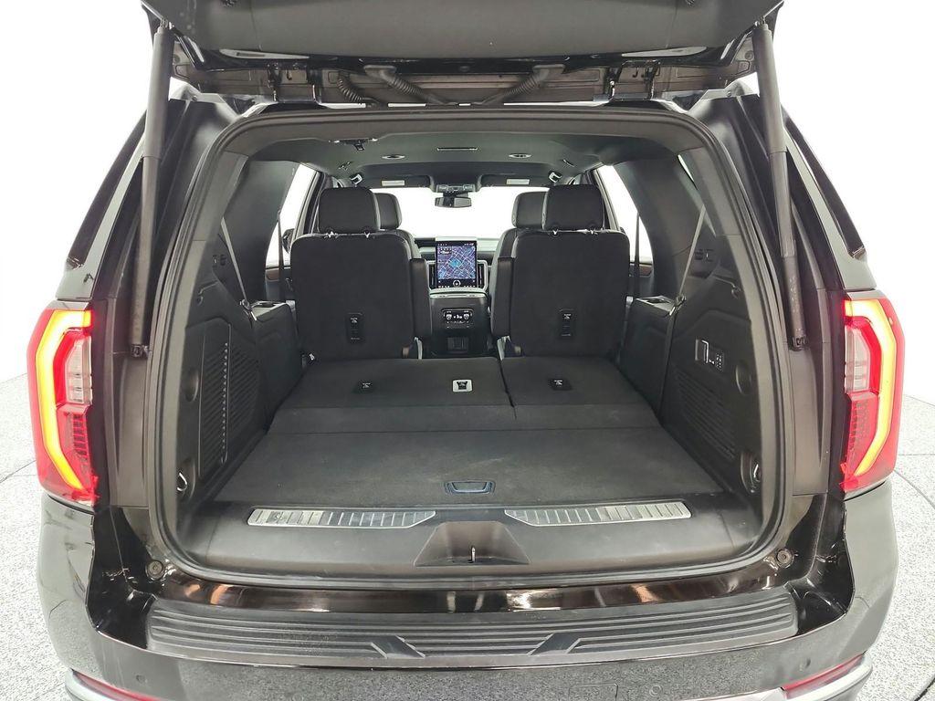 used 2025 GMC Yukon car, priced at $68,977