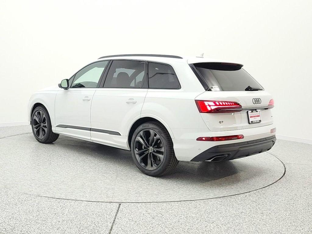 new 2026 Audi Q7 car, priced at $77,555