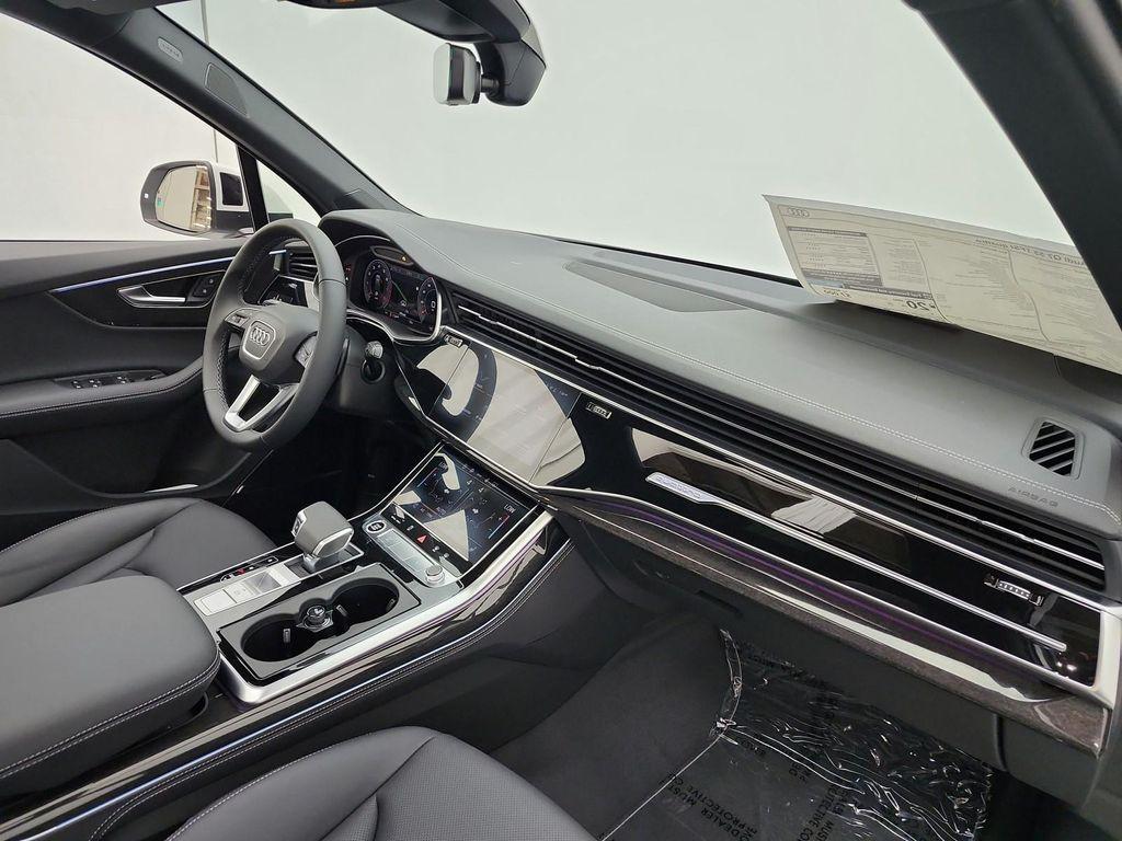 new 2026 Audi Q7 car, priced at $77,555