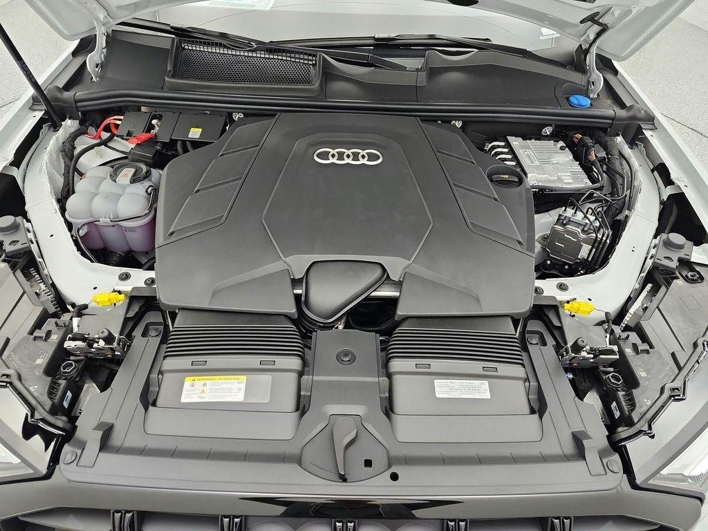 new 2026 Audi Q7 car, priced at $77,555