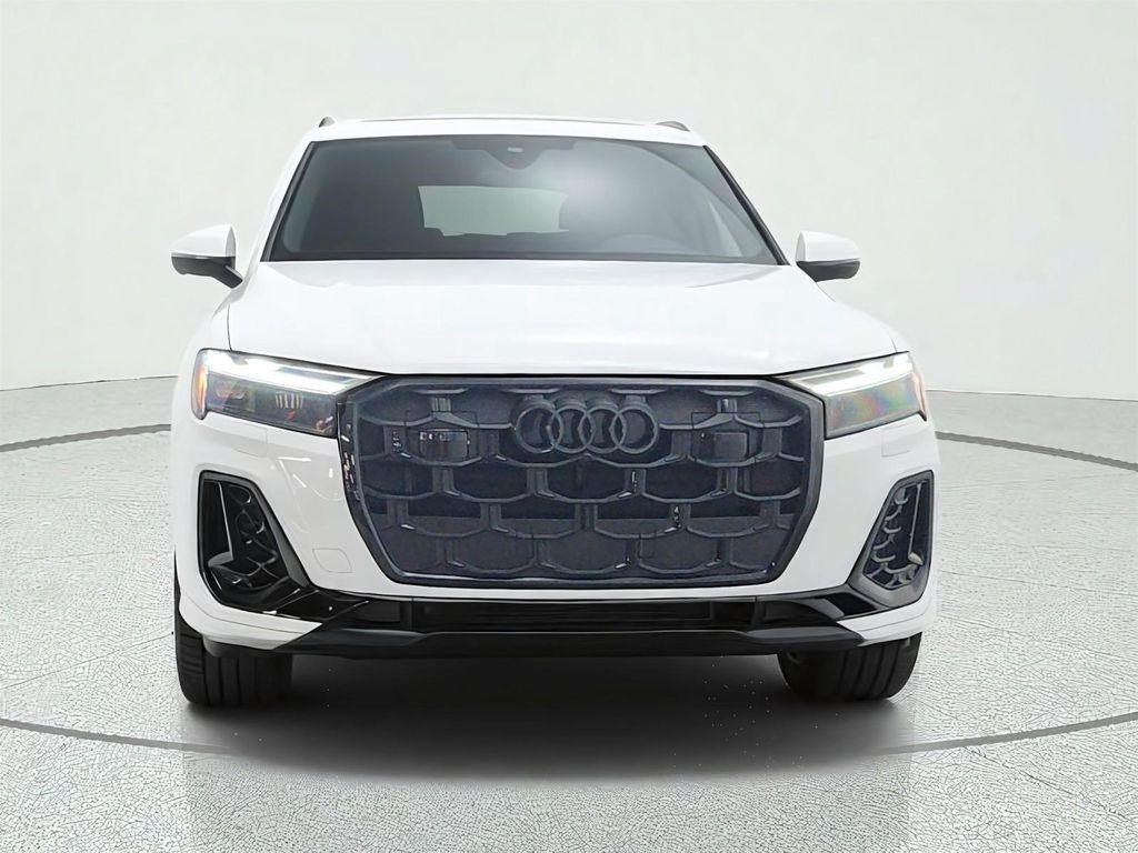 new 2026 Audi Q7 car, priced at $77,125