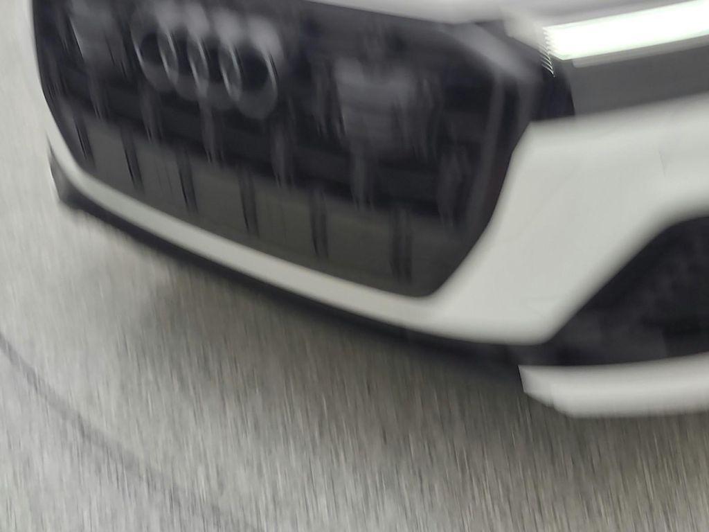 new 2026 Audi Q7 car, priced at $70,155