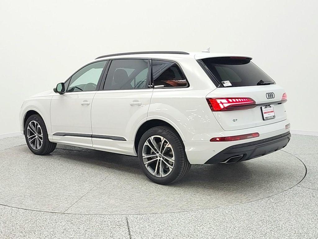 new 2026 Audi Q7 car, priced at $70,155
