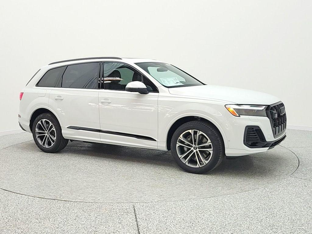 new 2026 Audi Q7 car, priced at $70,155