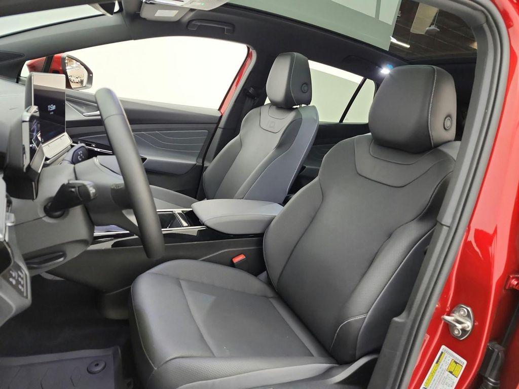 used 2025 Volkswagen ID.4 car, priced at $31,894