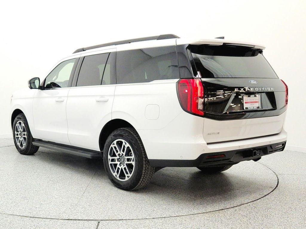 used 2025 Ford Expedition car, priced at $55,893