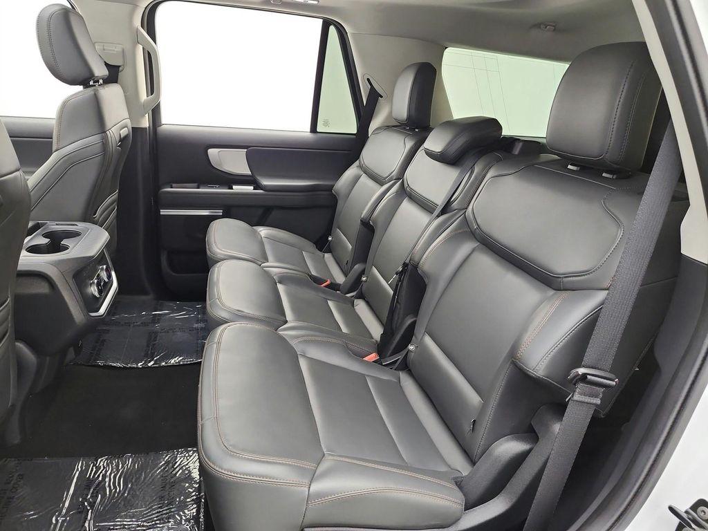 used 2025 Ford Expedition car, priced at $55,893