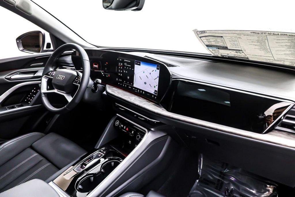 new 2025 Audi Q5 car, priced at $61,890