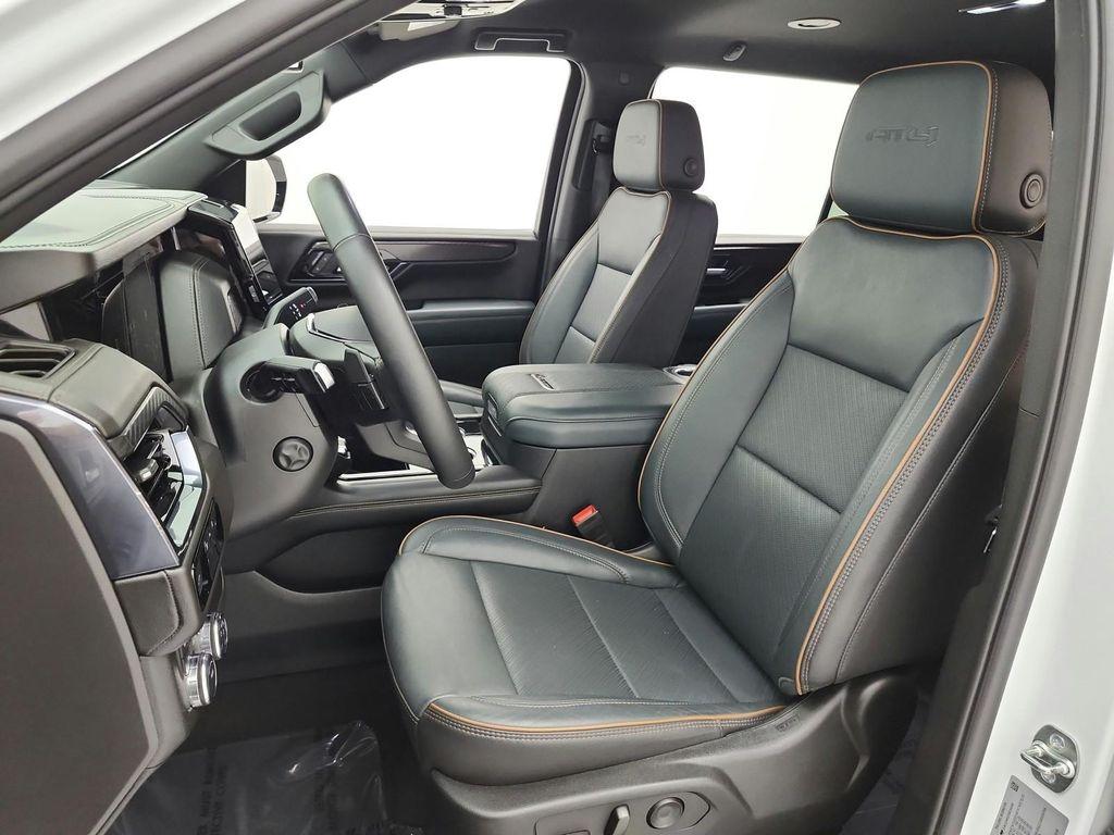 used 2025 GMC Yukon XL car, priced at $65,975