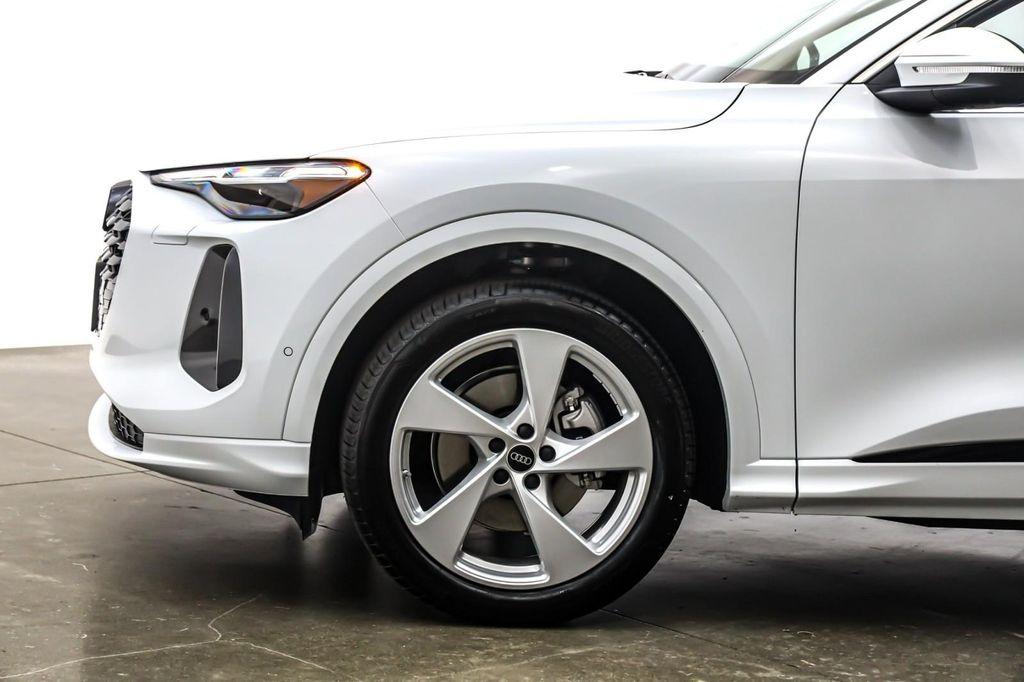 new 2025 Audi Q5 car, priced at $57,638