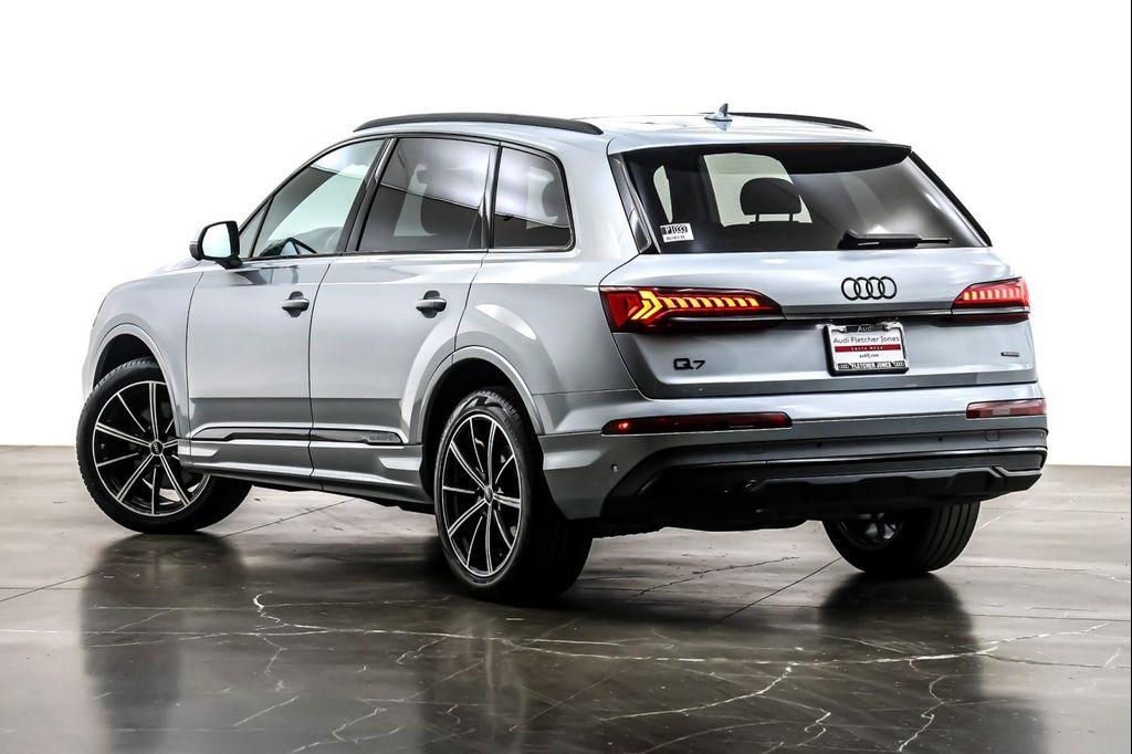 used 2023 Audi Q7 car, priced at $39,891