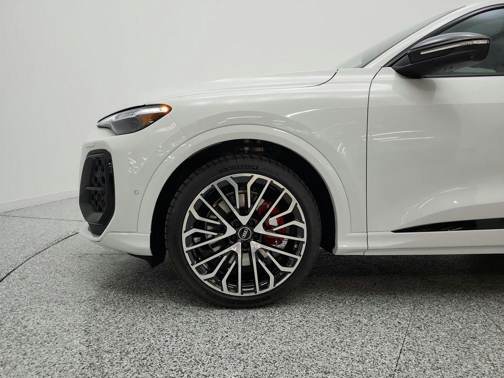new 2026 Audi SQ5 car, priced at $78,550