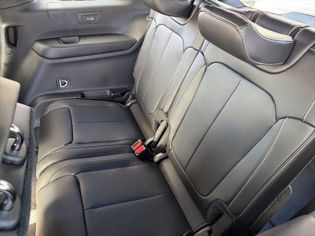 new 2025 Jeep Grand Cherokee L car, priced at $52,784