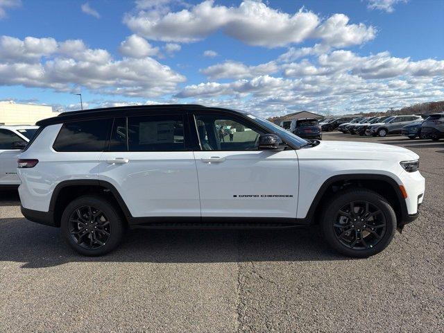 new 2025 Jeep Grand Cherokee L car, priced at $52,784