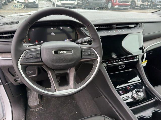 new 2026 Jeep Grand Cherokee car, priced at $47,723