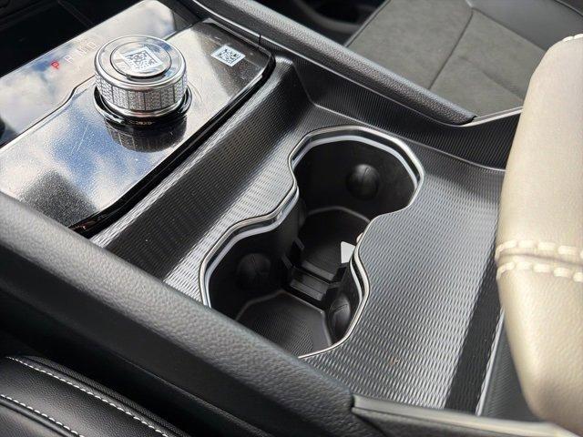 new 2025 Jeep Grand Cherokee car, priced at $46,205