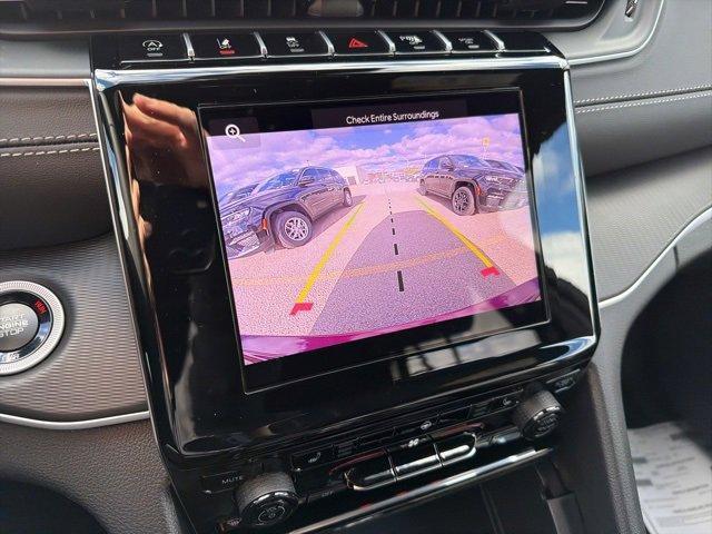 new 2025 Jeep Grand Cherokee car, priced at $46,205