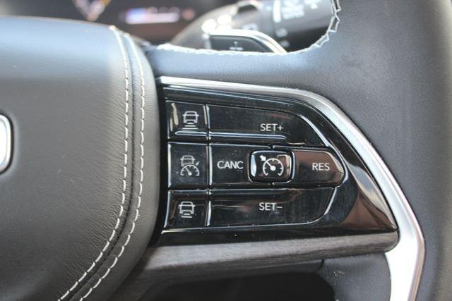 used 2024 Jeep Grand Cherokee car, priced at $39,817