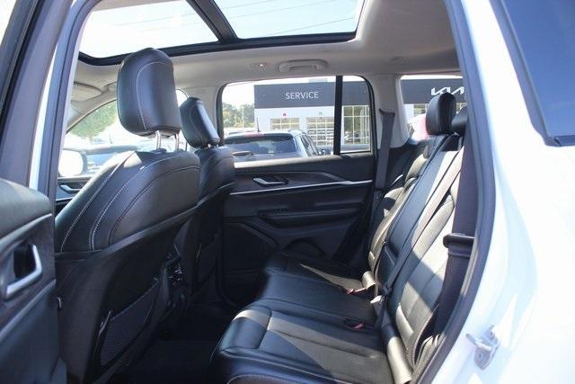 used 2024 Jeep Grand Cherokee car, priced at $30,899