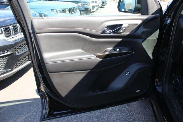 used 2021 GMC Acadia car, priced at $26,398