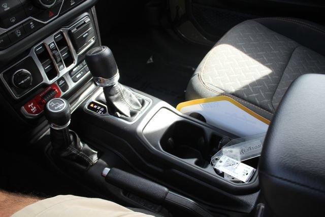 used 2026 Jeep Gladiator car, priced at $43,418