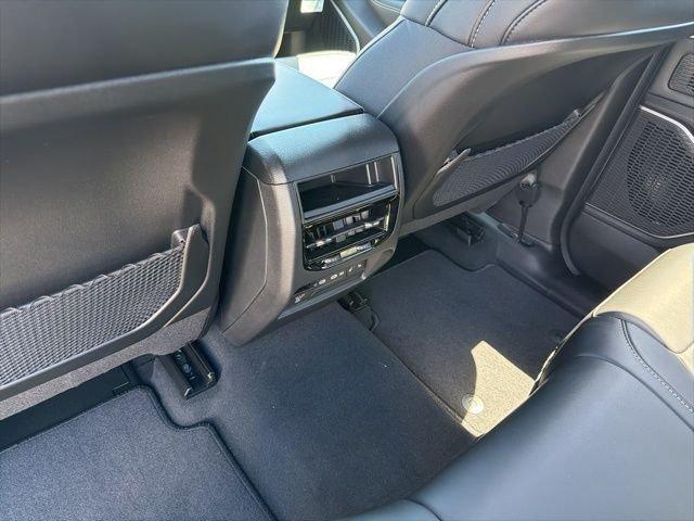 new 2026 Jeep Grand Cherokee car, priced at $48,134
