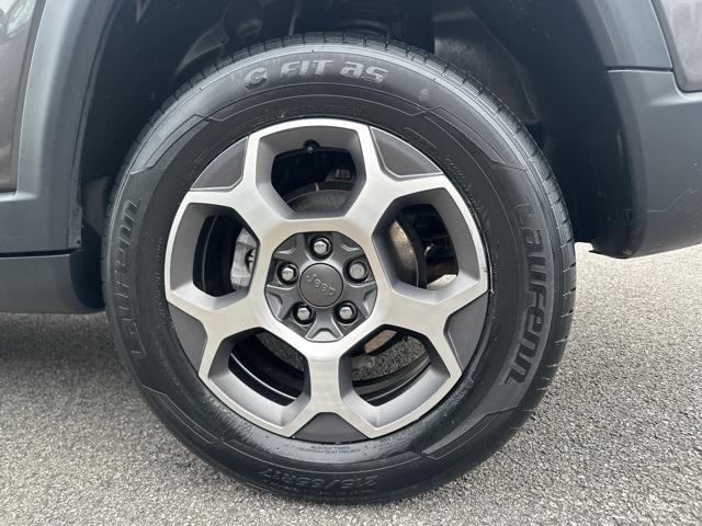 used 2022 Jeep Compass car, priced at $22,999