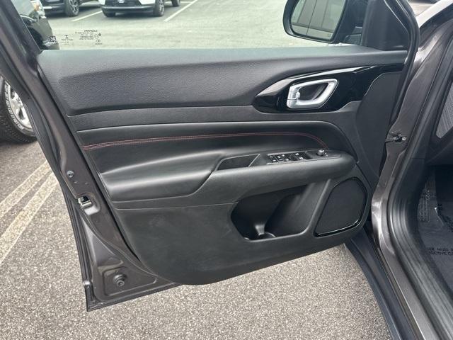 used 2022 Jeep Compass car, priced at $22,999