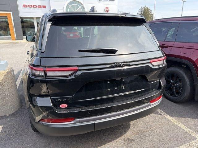 new 2026 Jeep Grand Cherokee car, priced at $47,250