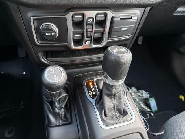 new 2026 Jeep Wrangler car, priced at $48,585