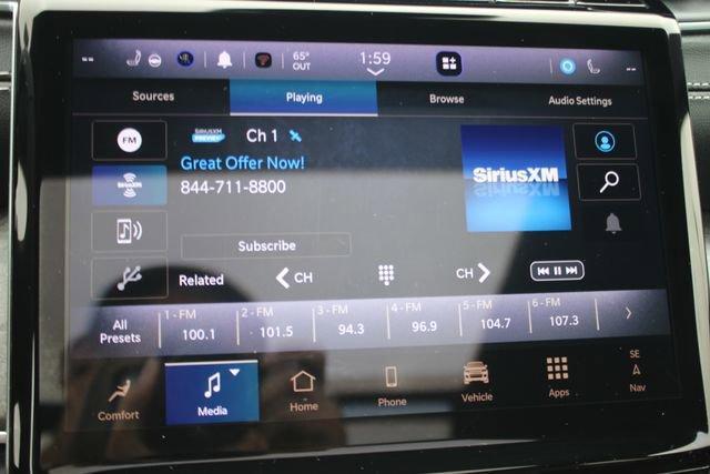 used 2024 Jeep Grand Cherokee car, priced at $34,617