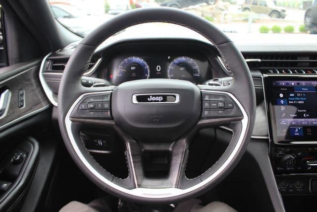 used 2024 Jeep Grand Cherokee car, priced at $34,617