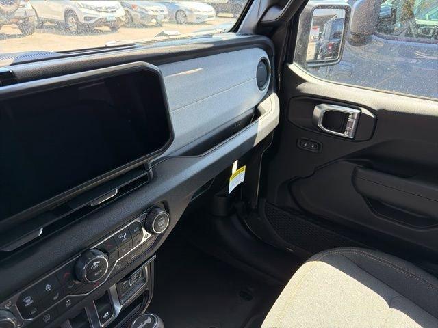 new 2026 Jeep Wrangler car, priced at $47,318