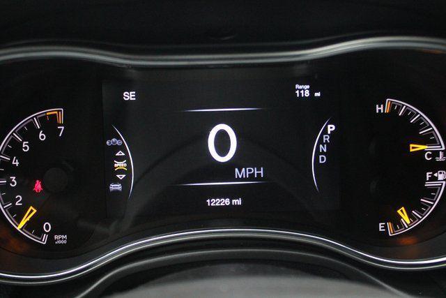 used 2022 Jeep Grand Cherokee WK car, priced at $27,500