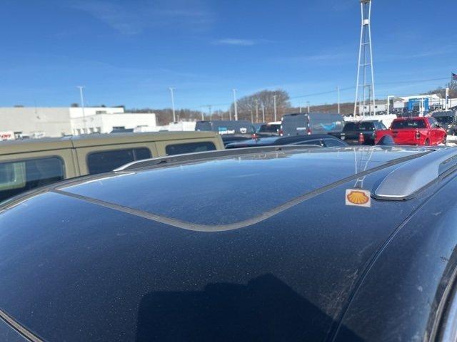 used 2023 Jeep Grand Cherokee car, priced at $40,299