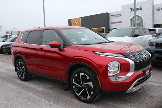 used 2024 Mitsubishi Outlander car, priced at $23,999