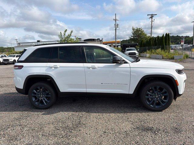 new 2026 Jeep Grand Cherokee car, priced at $47,084