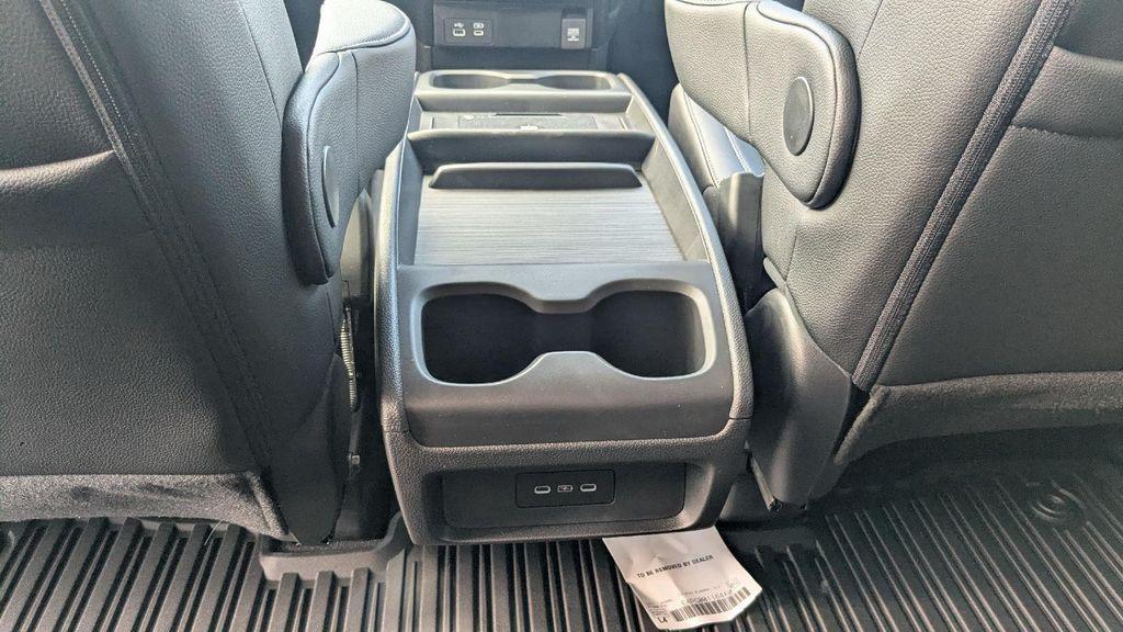 new 2026 Honda Odyssey car, priced at $42,484