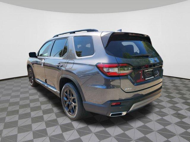 new 2025 Honda Pilot car, priced at $52,950