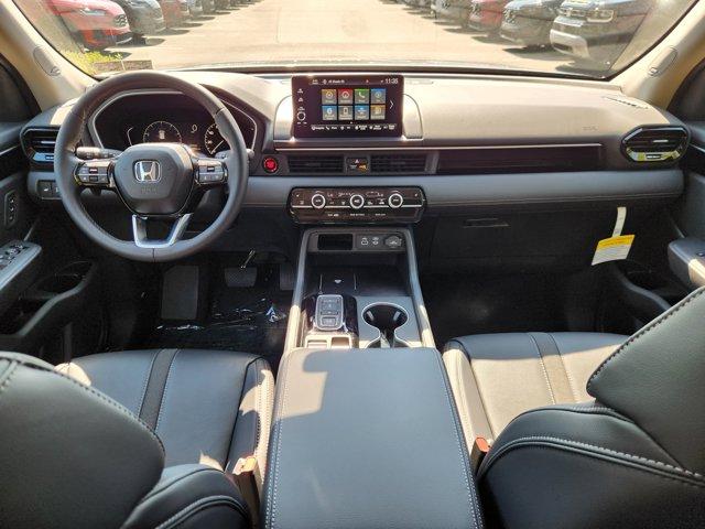 new 2025 Honda Pilot car, priced at $52,950