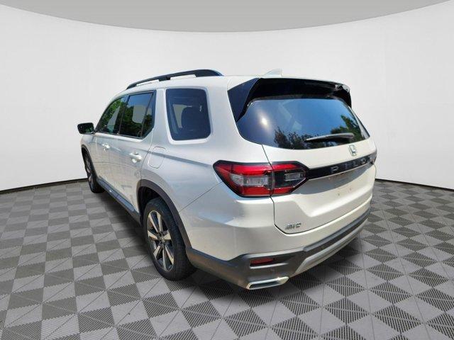 used 2023 Honda Pilot car, priced at $42,410