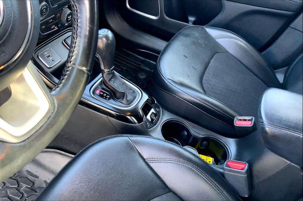 used 2020 Jeep Compass car, priced at $13,940