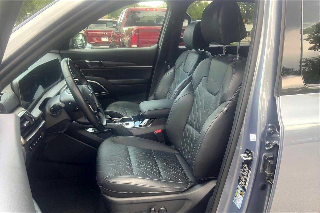 used 2024 Kia Telluride car, priced at $37,850