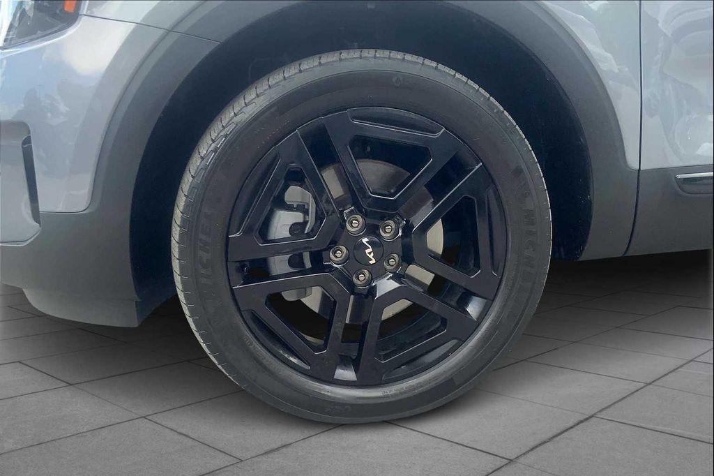 used 2024 Kia Telluride car, priced at $37,850