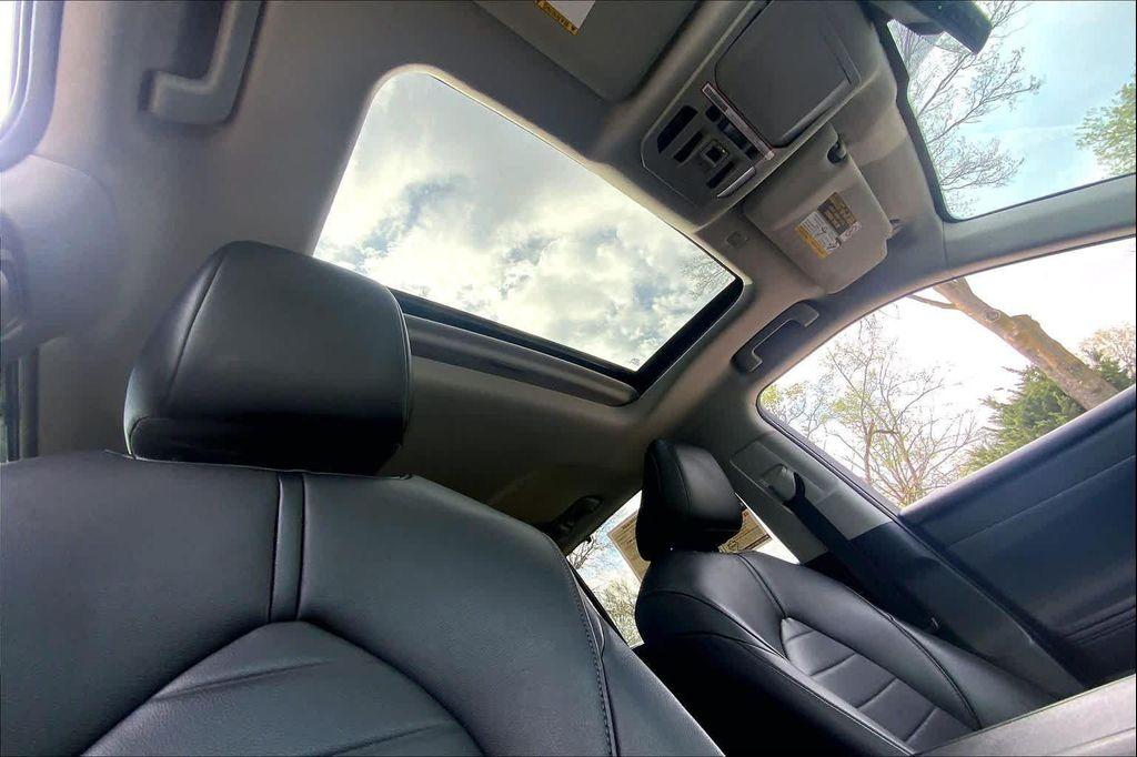 used 2020 Toyota Highlander car, priced at $21,652