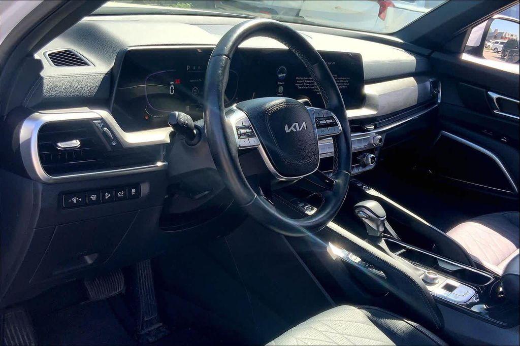 used 2025 Kia Telluride car, priced at $42,638