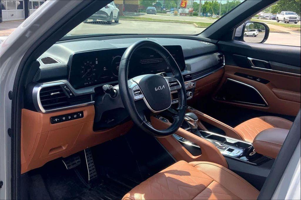 used 2025 Kia Telluride car, priced at $44,698
